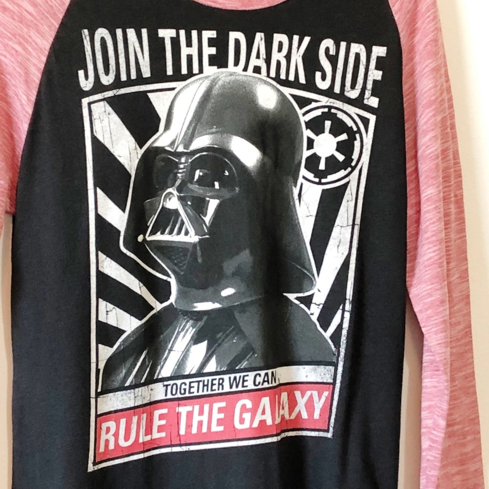 Star Wars Join the Dark Side Raglan Red Black Tee Darth Vader - Picture 2 of 5